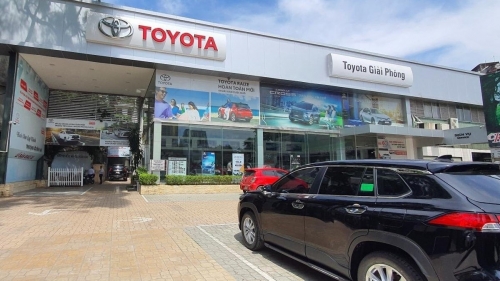 Hà Nội: Đại lí Toyota Giải Phóng